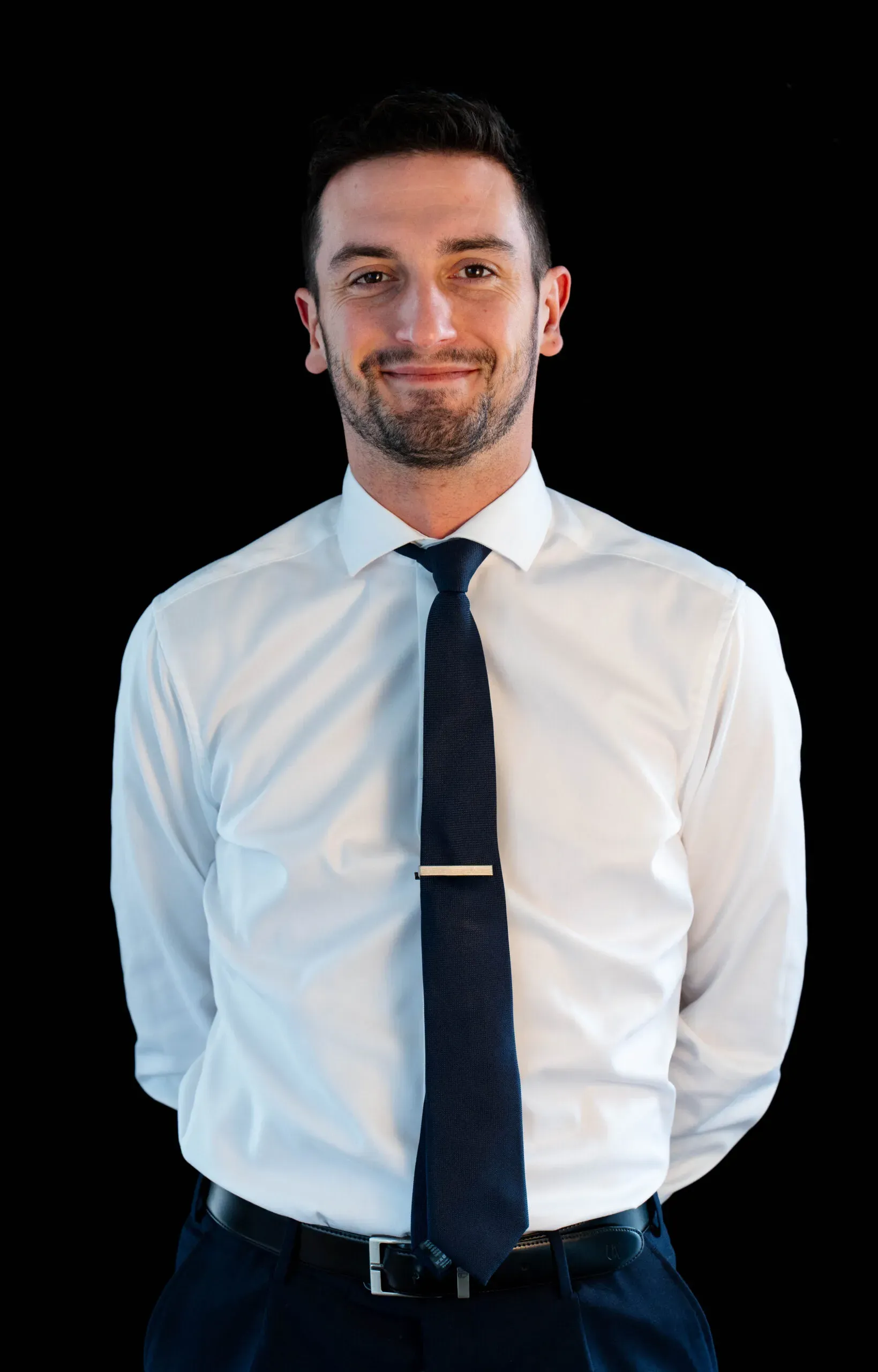 Portrait de Kevin, gérant et fondateur des Pompes Funèbres Carré.