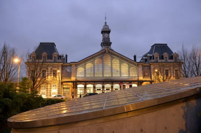 Roubaix (59100)